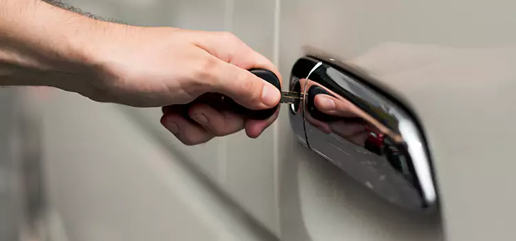 Why Choose Our Auto Locksmith Team in Nanuet, NY?